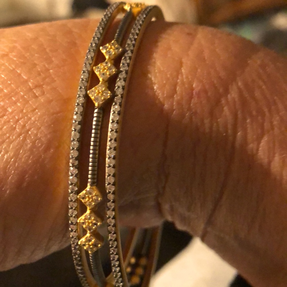 Freida Rothman set of 3 thin bangles